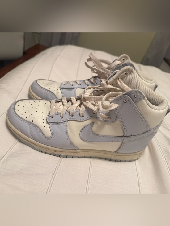 Nike Shoes - Nike High-Top Sneakers in Cream and Light Lavender
